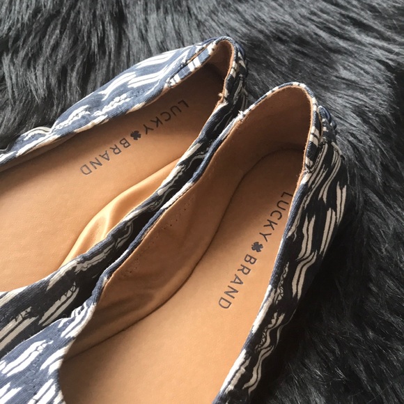 Lucky Brand Echo 3 Ballet Flat Arrows - Picture 3 of 6
